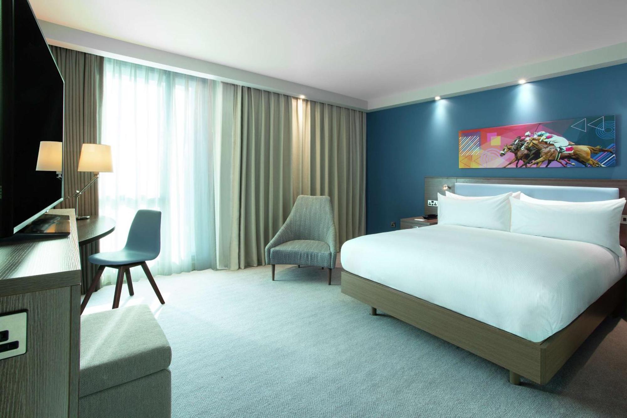 Готель Hampton By Hilton Hamilton Park Екстер'єр фото